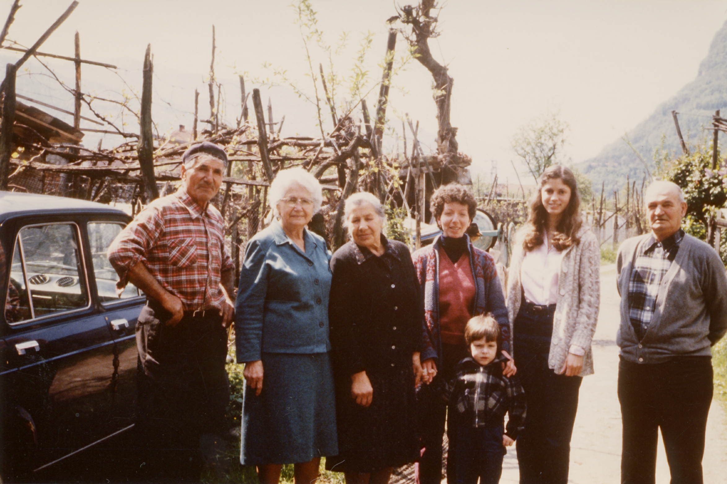 Metto, Angelina, Maria, Yvonna, Nancy and Giovanni